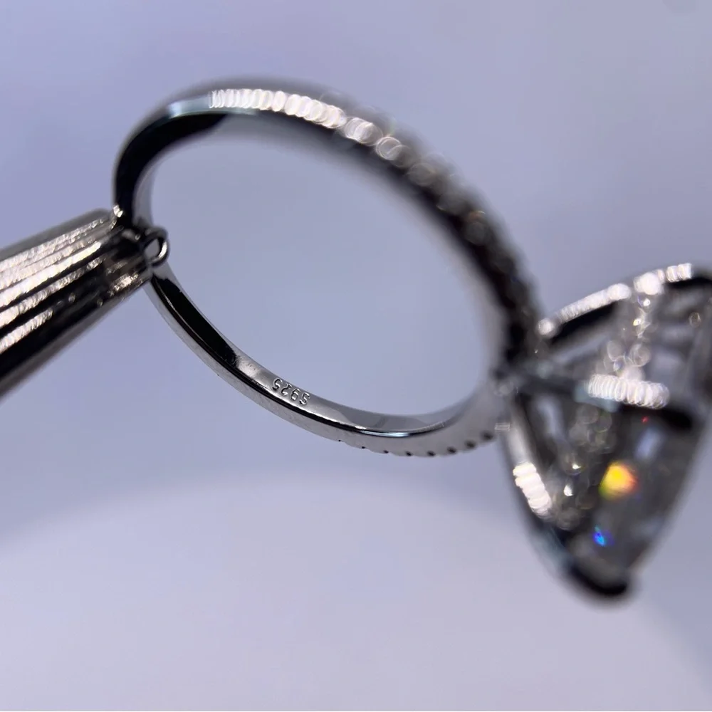 Genuine GRA Moissanite Pear-Shaped 5 ct Solitaire Ring in Silver. Sz 7